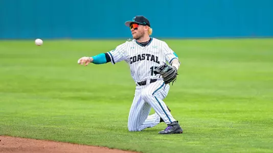 Matt McDermott action in the infield (Feb. 2022)