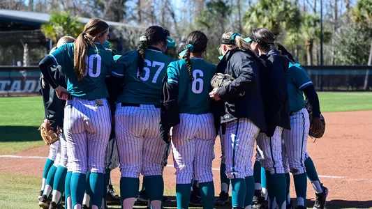 Team Huddle_Troy