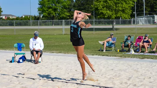Carli_Ginther_vs_GSU_1_Keiona_Houser
