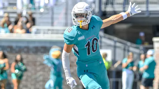 Alex_Spillum_vs_UMass_1__2021_CCU_Photography