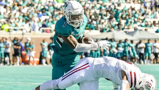Braydon_Bennett_vs_UMass_1__2021_CCU_Photography