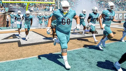 Caleb_Godfree_vs_UMass_1__2021_CCU_Photography