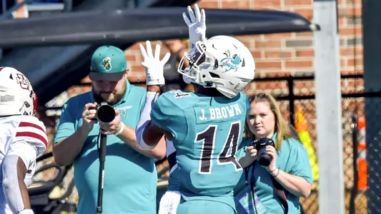 Jared_Brown_vs_UMass_1__2021_CCU_Photography