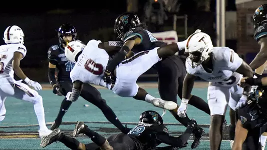Enock_Makonzo_vs_Troy_1_2021_CCU_Photography