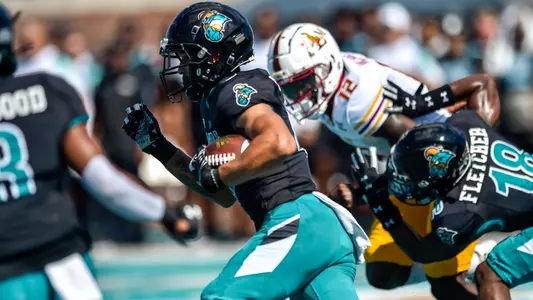Jaivon_Heiligh_vs_ULM_1_2021_CCU_Photography