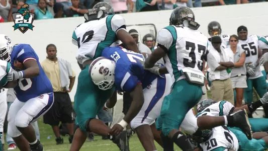 Celebrating 20 Seasons of Coastal Football: Chants Win in Dramatic Fashion at S.C. State (2005)