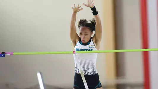 Kynnedy Dennis - Pole Vault - 2022 Indoor