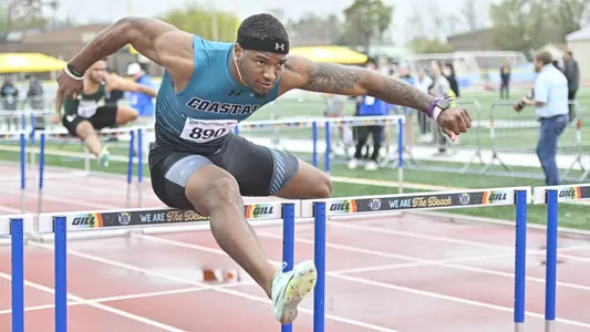 Braydon Bennett hurdles at MB Collegiate Challenge 2023