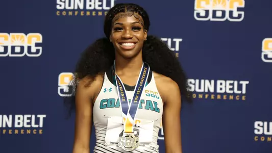 Alexis Glasco medal at 2023 SBC Indoor Championships