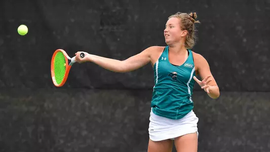 Kata Foldeak versus Arkansas State in first round of 2023 SBC Championships