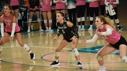 Waiting on the serve