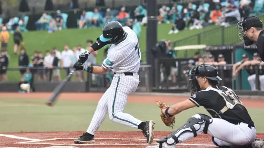Barthol swinging vs JMU