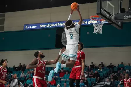RaSheed Jones coverts on lob pass against ULL on 1/2/2025
