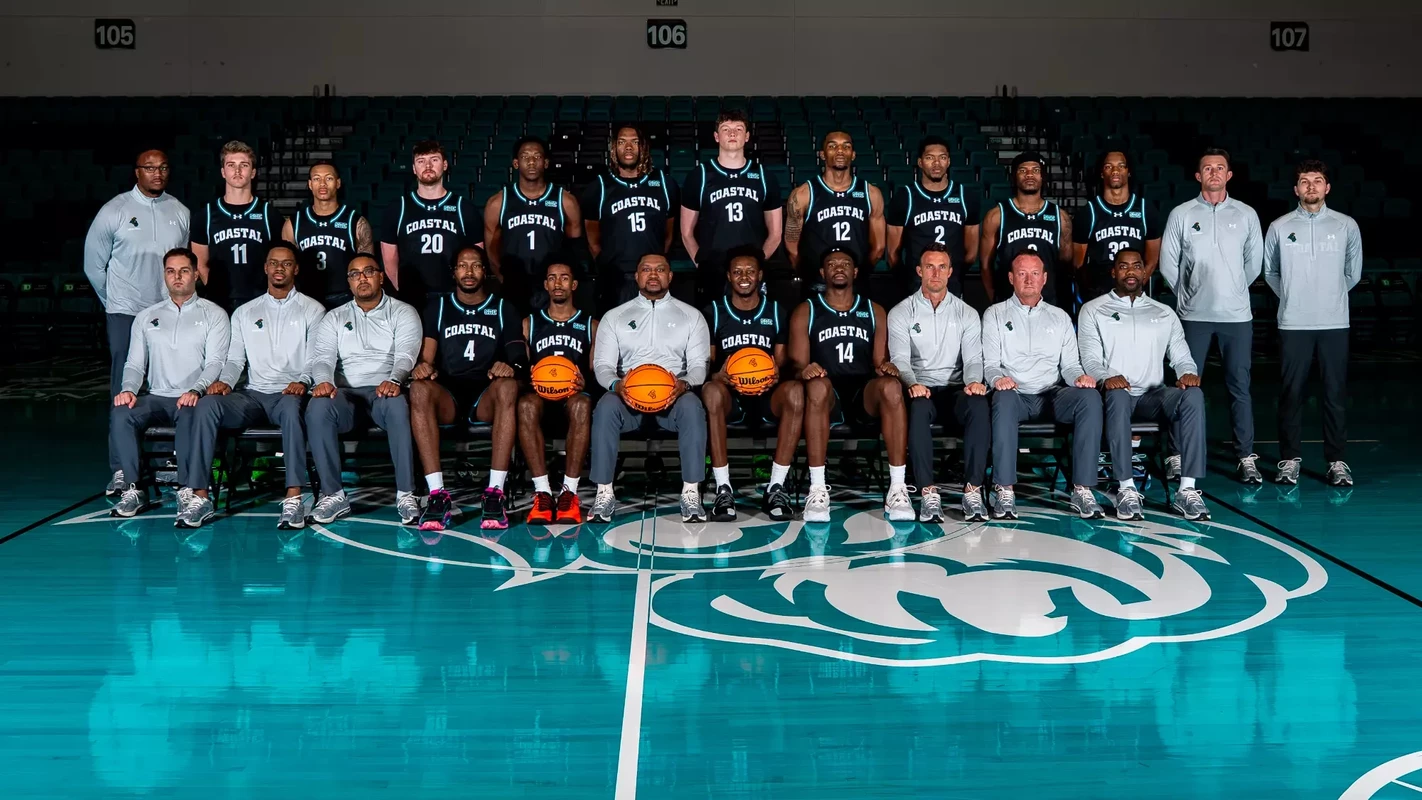 2025-26 MBB Team Photo