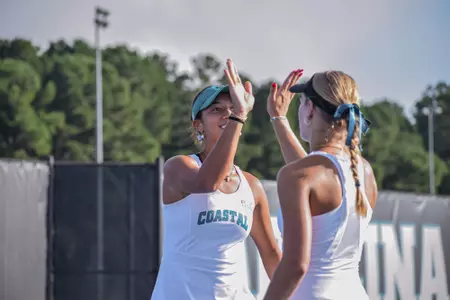 Women's Tennis High Five