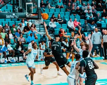 Rasheed Jones scores bucket against Georgia State on 2/26/2025