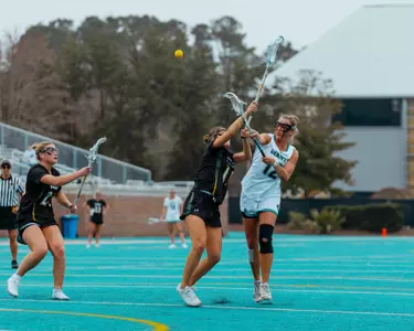 Evelyn Kitchin shoots against William & Mary on 2/8/2025