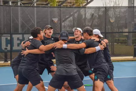 MTEN HUDDLE