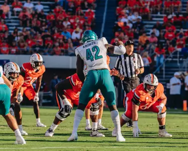 Noah Arinze lines up for play against Virginia on 8/30/2025
