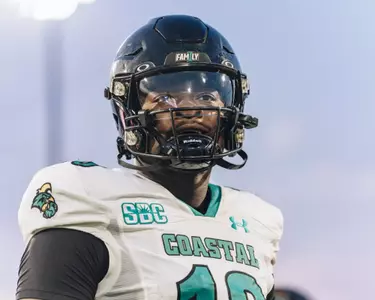 Samari Collier looks on against South Alabama on 9/20/2025