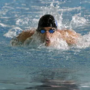 Lee Posts Four Firsts, But Harvard Depth Defeats Men?s Swimming
