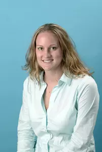 Softball Drops Two to Stony Brook