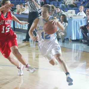 Women's Basketball Defeats Wagner, 75-65