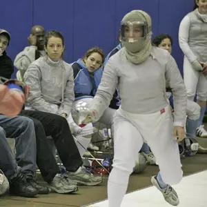 Fencers Open Dual-Match Season with Stunning 9-1 Tally