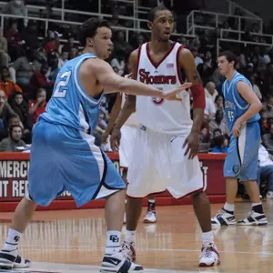 On the Prowl with Niko Scott '10CC