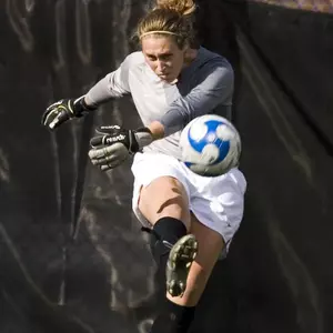Strong Defensive Effort Leads Women's Soccer Past William and Mary, 1-0