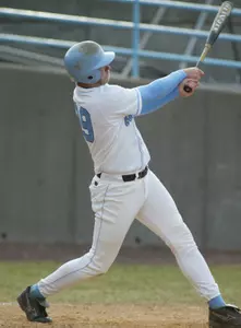 Summerhays' Walk-Off Gives Lions Split With Manhattan