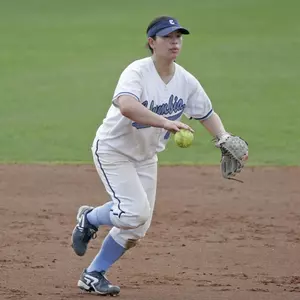 A Long Summer of Softball for Columbia's Keli Leong
