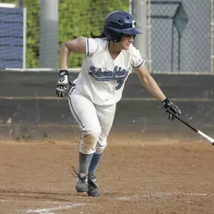 Softball Sweeps in Alabama on Season's First Day