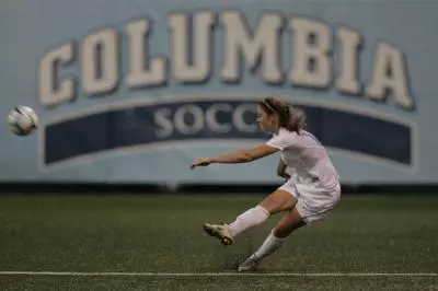 Women's Soccer Extends Unbeaten Streak to Eight; Drops Marist, 6-1