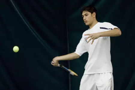 Men?s Tennis Notches 6-1 Win Over Stony Brook