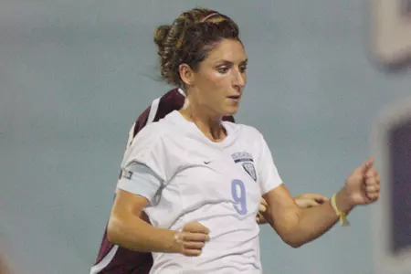 Offense Shines as Women's Soccer Pushes Past Penn, 4-2