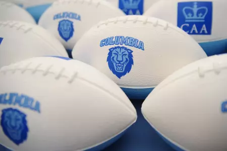 Football Welcomes 32 in 2012 Recruiting Class