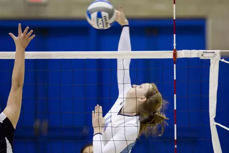 Volleyball Bounces Back With 3-0 Sweep Over Brown