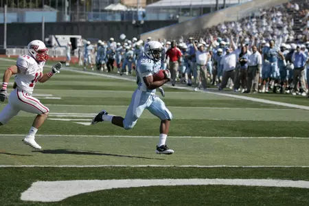 Sacred Heart Pulls Away in Second Half to Win Shootout, 34-25