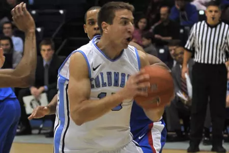 Men's Basketball Leads from Start to Finish in 59-41 Win at Manhattan