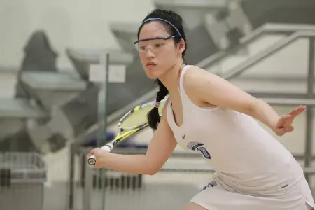 Women's Squash Sweeps Vassar and Northeastern