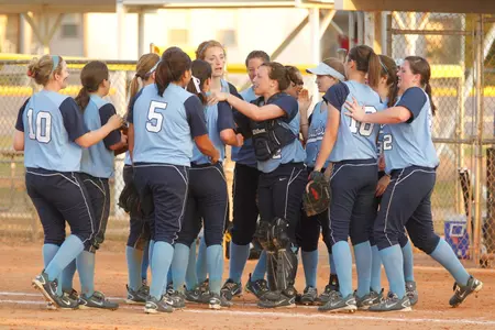 Softball Concludes Rebel Games With Dramatic 5-4 Win Over Youngstown State