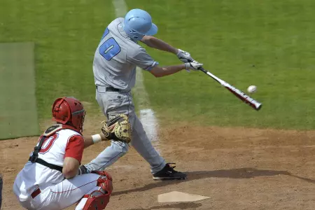 Arizona Outduels Baseball in Game Three, 7-5