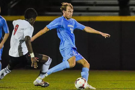 Men's Soccer Visits UConn in Tuesday Tilt