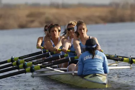 Women's Rowing Wraps Up Fall Season at Rivanna Romp