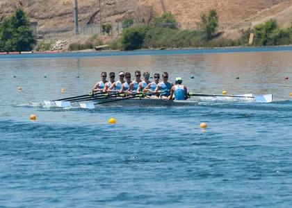 Men's Teams Open 2013-2014 Rowing Season with Good Showings
