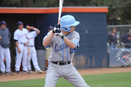 Baseball Falls at UNC Wilmington, 10-5