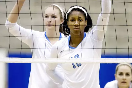 Volleyball Comes Up Short at Yale, 1-3