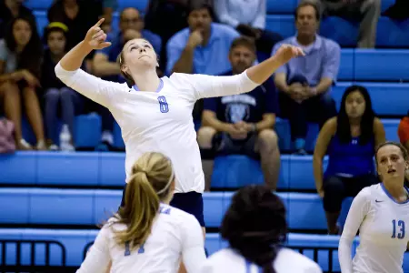 Volleyball Cruises Past Penn in Straight Sets