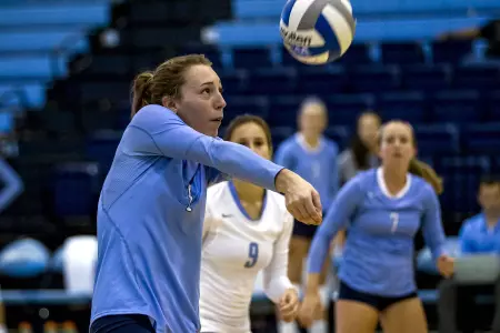 Del Valle Earns First Career Double-Double In 3-1 Loss To Stony Brook